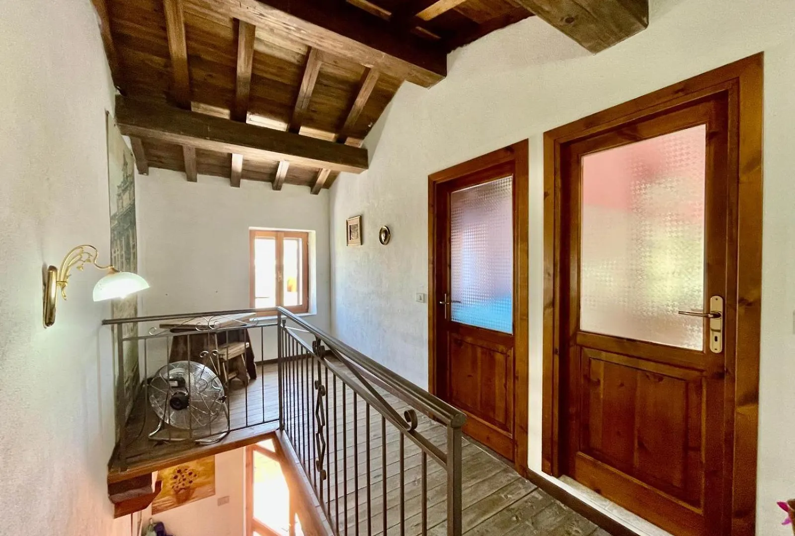 Villa Nel Cortile Della Casa Di Carta, Due Singole Unita Torpè 0*,